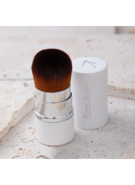 Kylie's Professional Mineral Goddess Vegan Retractable Kabuki